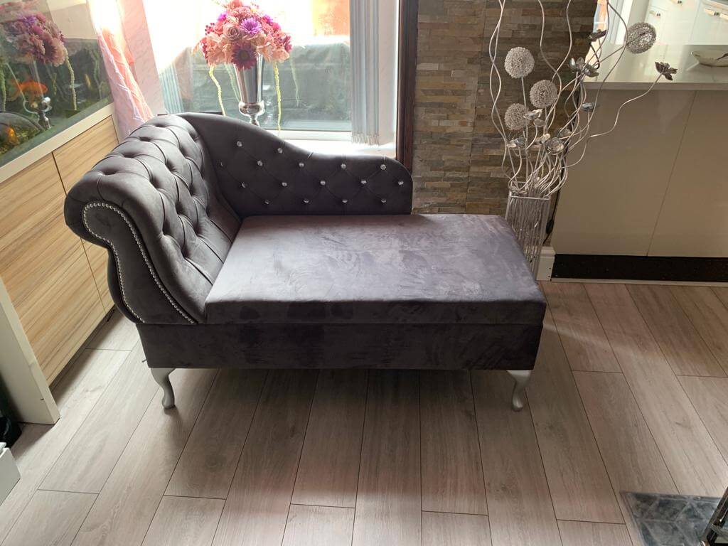 BF2E35A3-D9AC-4658-9C69-331E8C329FB8